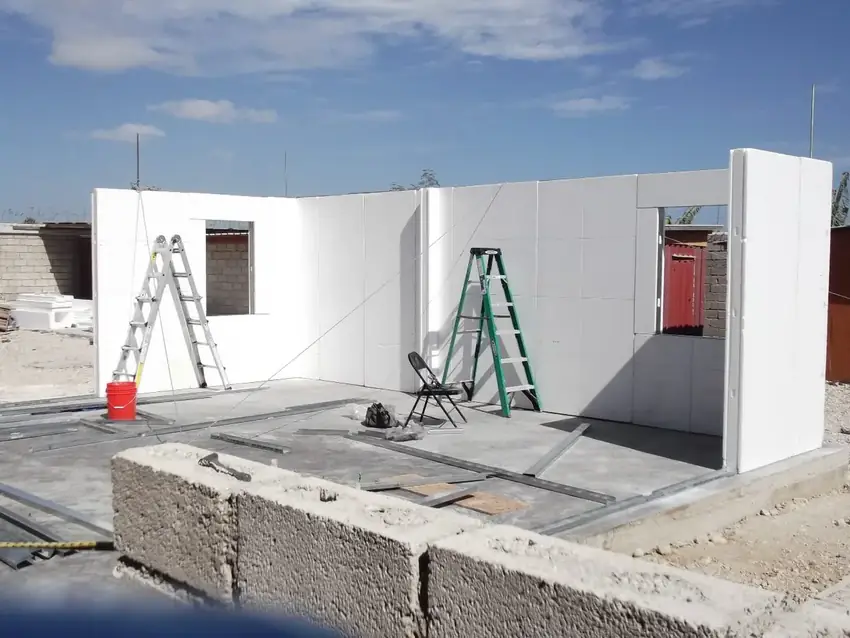 GigaHouse hurricane-resistant construction site